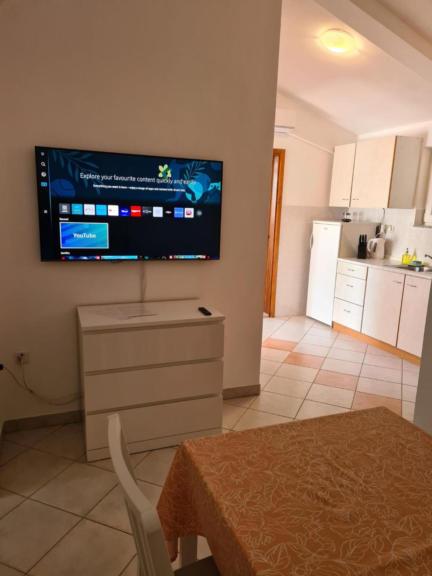 Adria Arba Apartments Rab Town Eksteriør bilde